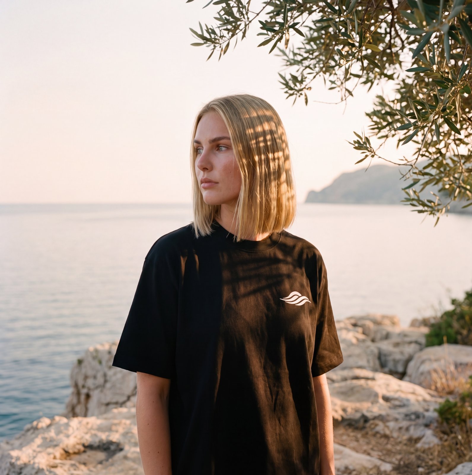 Lookbook BELICAM — t-shirt méditerranéen porté